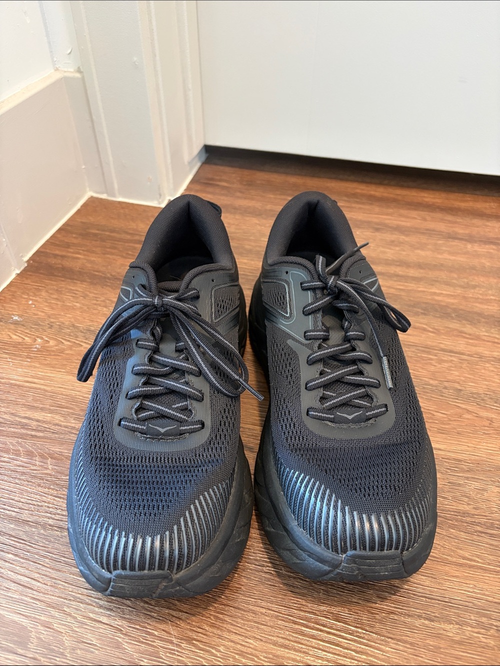 Hoka Bondi 7 Men's Black Athletic Running Shoes SZ 8.5